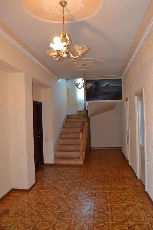 Serik & Geora Guesthouse 塞凡 外观 照片